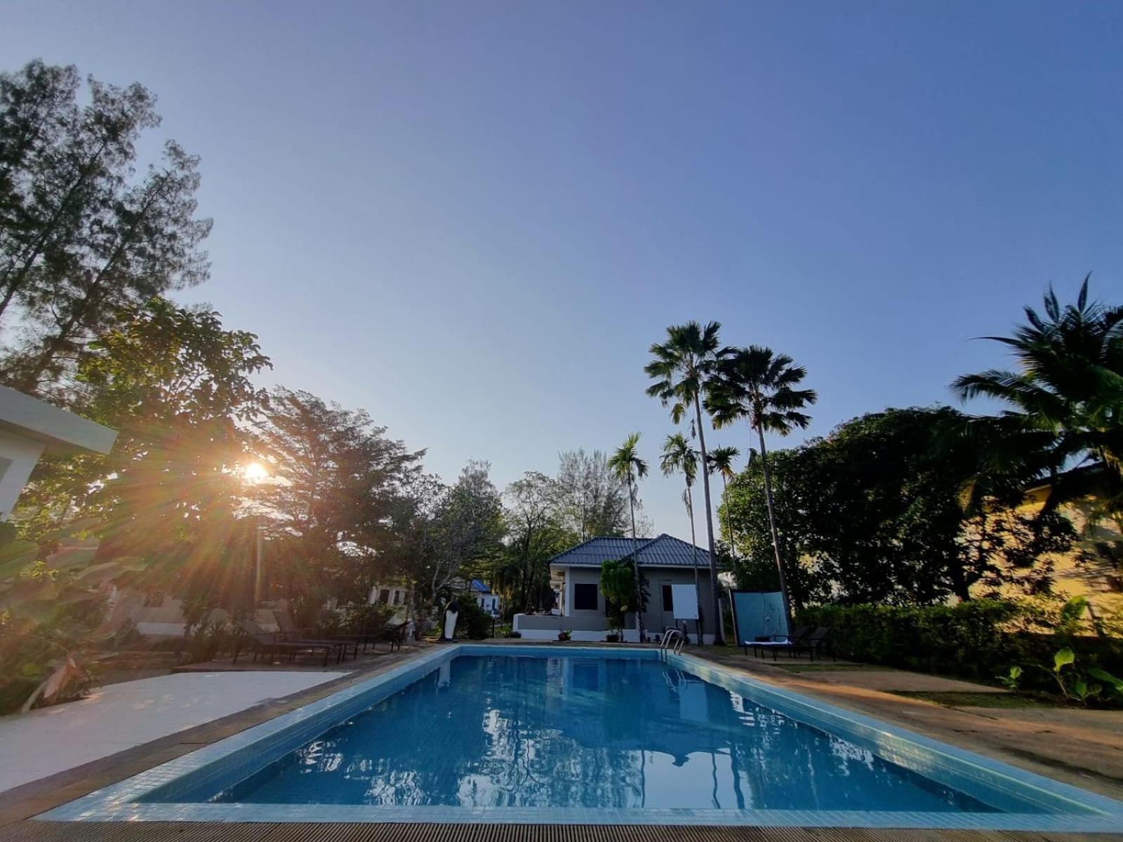 Isara Nai Yang Resort Екстериор снимка