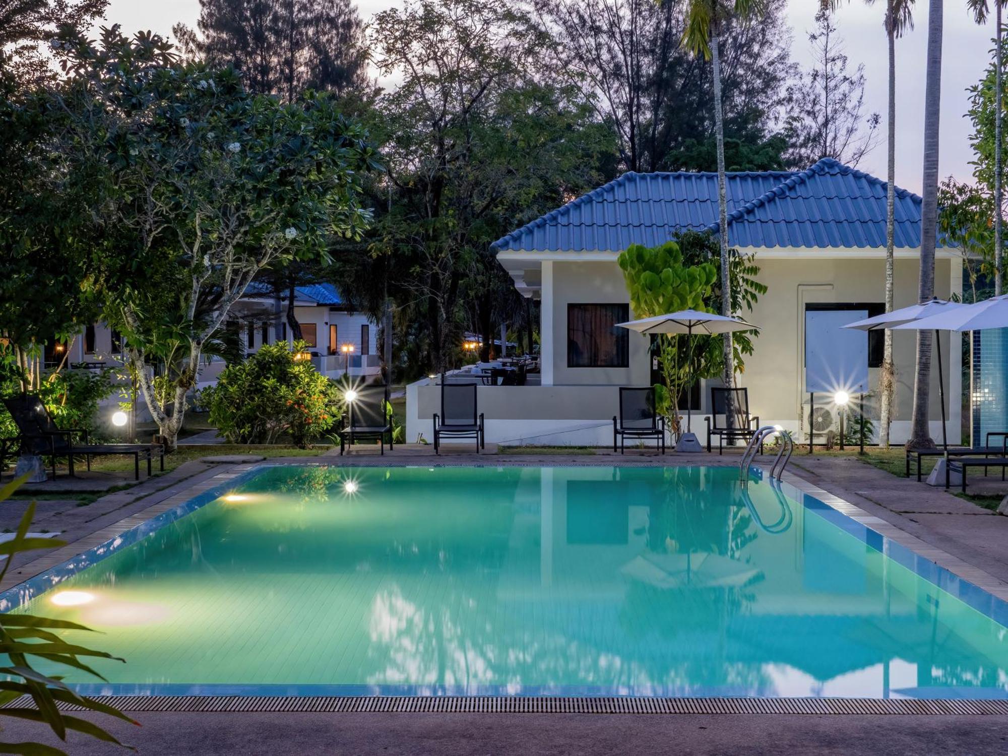 Isara Nai Yang Resort Екстериор снимка